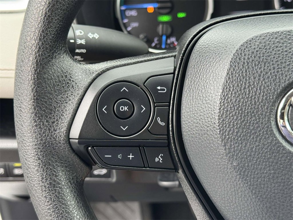 2022 Toyota RAV4 Hybrid XLE photo 9
