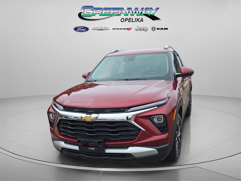 2025 Chevrolet Trailblazer LT photo 3