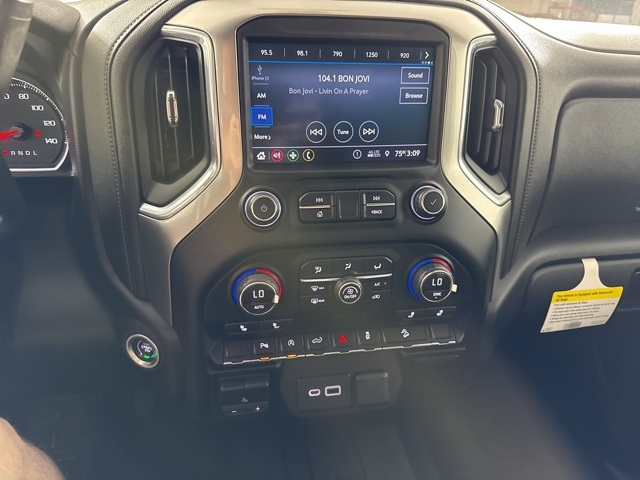 2019 Chevrolet Silverado 1500 LT photo 14