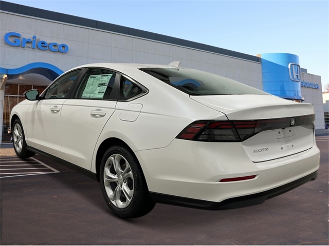 2025 Honda Accord LX photo 2