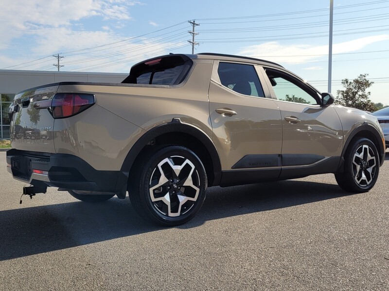 2024 Hyundai Santa Cruz Limited photo 3