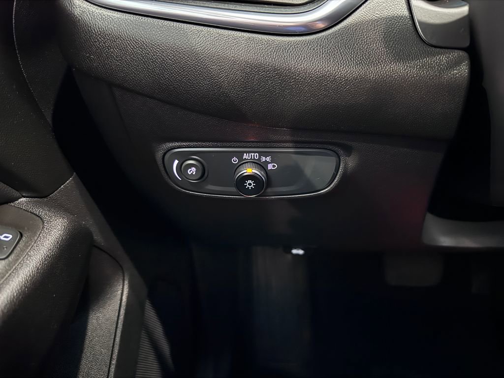 2022 Chevrolet Equinox LT photo 19