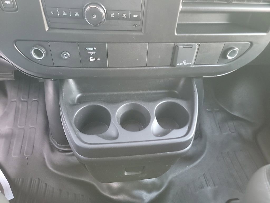 2023 Gmc Savana Cargo 2500 photo 20