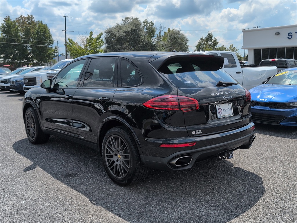 2017 Porsche Cayenne Platinum Edition photo 7