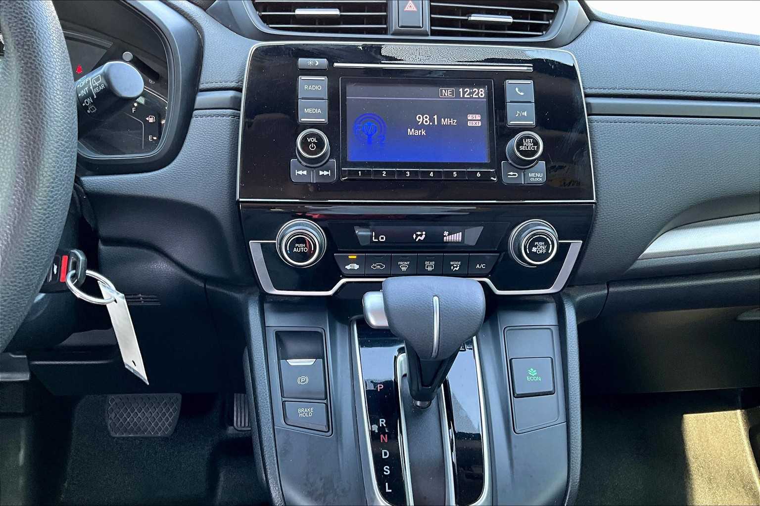 2017 Honda CR-V LX photo 6