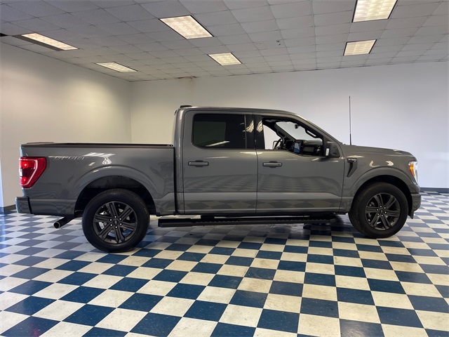 2023 Ford F-150 XLT photo 9