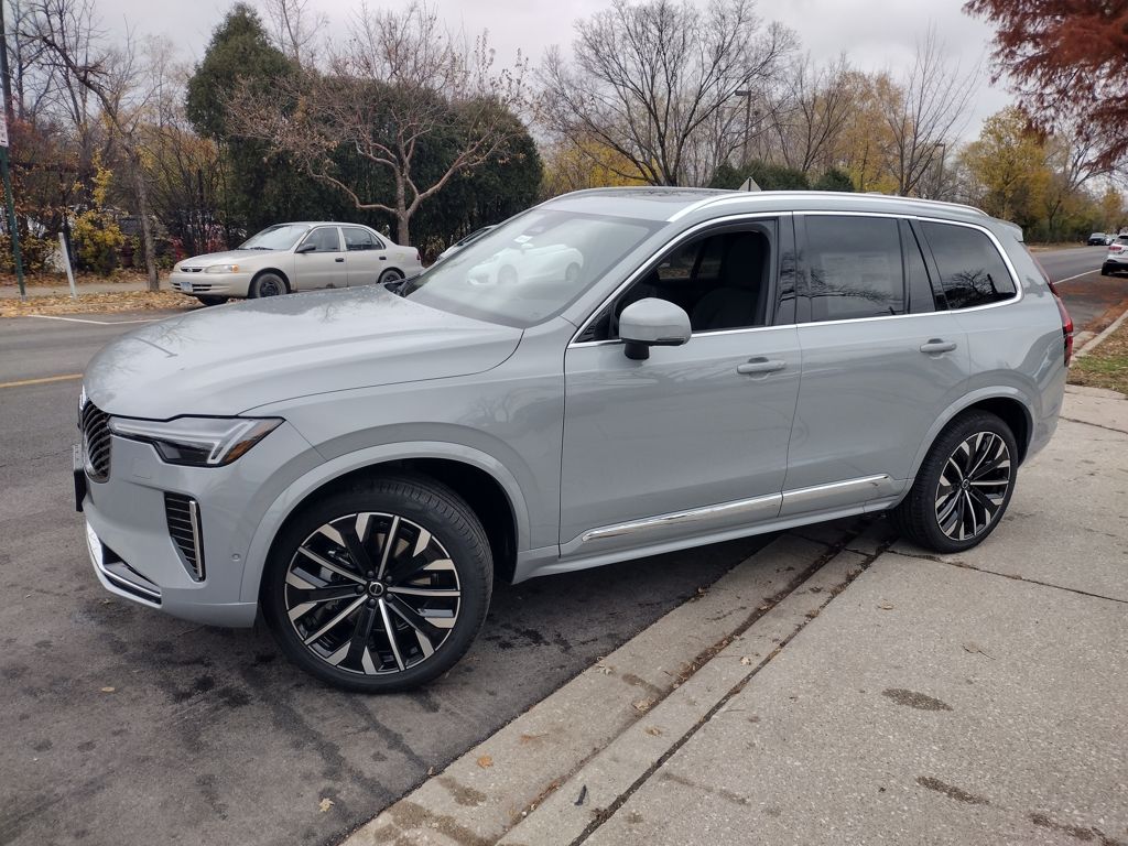 2026 VOLVO XC90 - Image 2