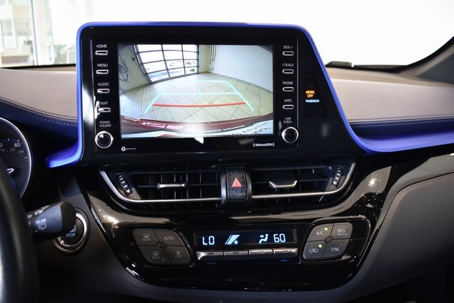 2021 Toyota C-HR XLE photo 20