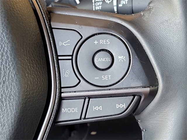 2024 Toyota Camry Hybrid XSE photo 27