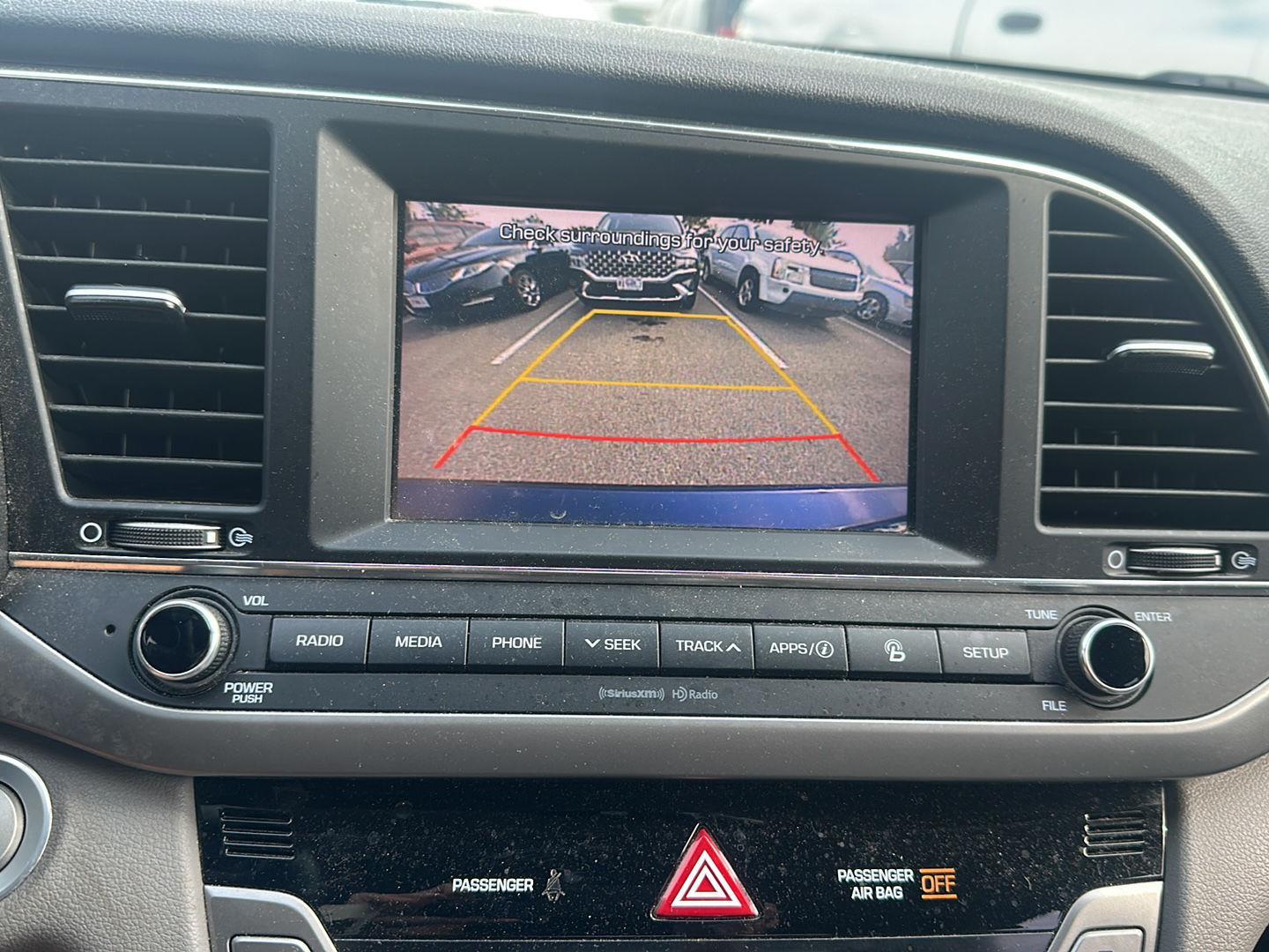 2017 Hyundai Elantra Limited photo 7