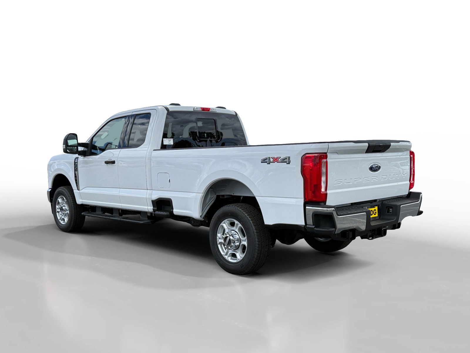 2025 Ford F-350 XLT photo 3