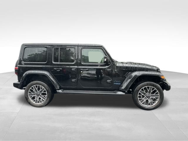 2022 Jeep Wrangler Unlimited Sahara 4xe photo 7