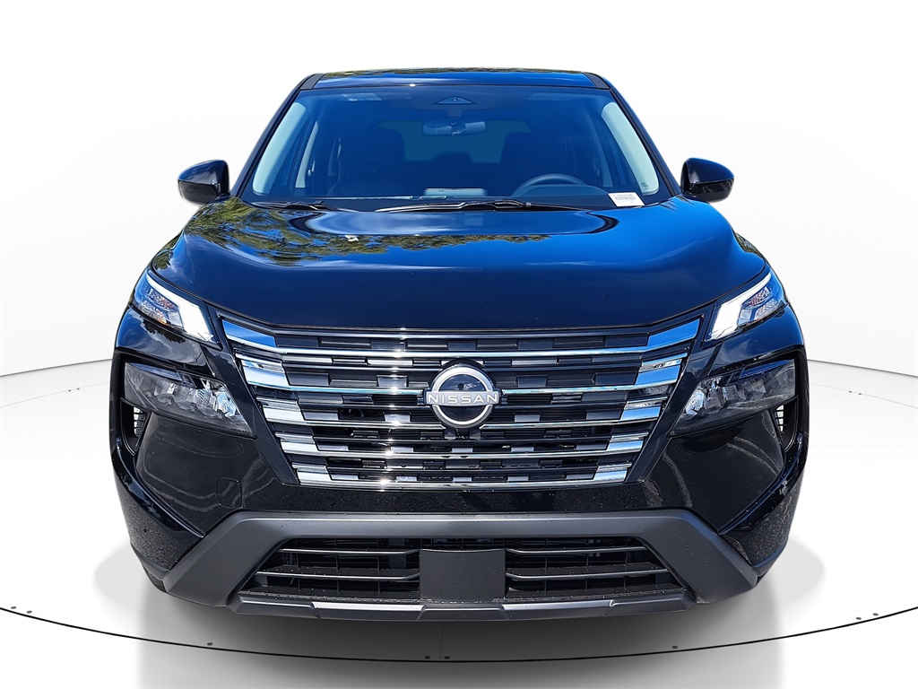 2026 Nissan Rogue SV photo 2