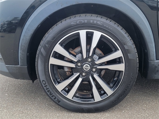 2019 Nissan Kicks SV photo 9