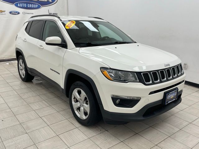 2019 Jeep Compass Latitude's photo
