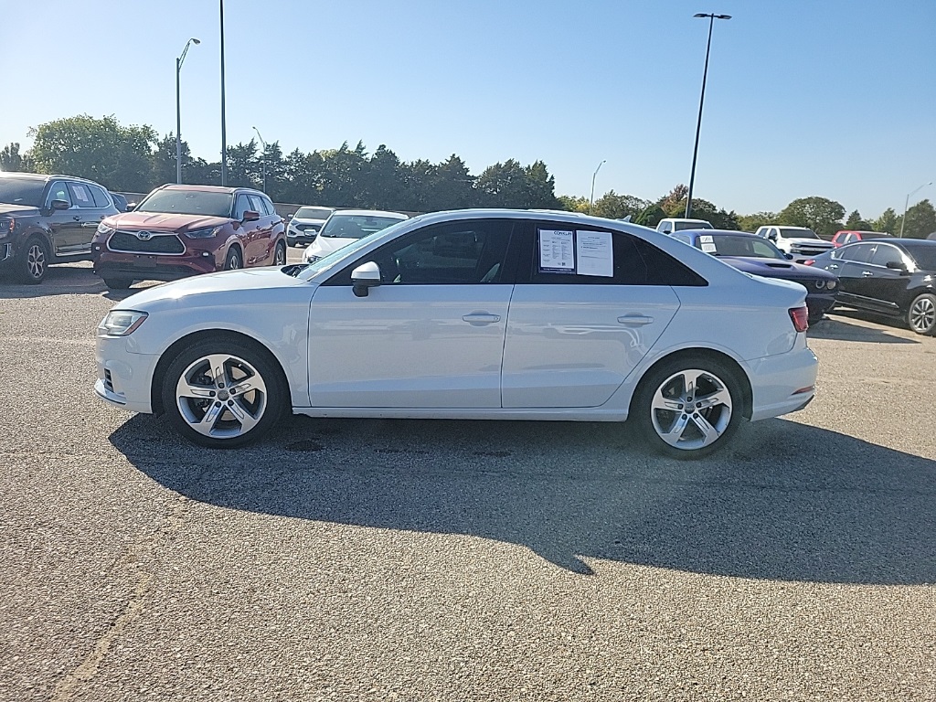 PreOwned 2017 Audi A3 2.0T Premium 4D Sedan in Hutchinson NP9552B