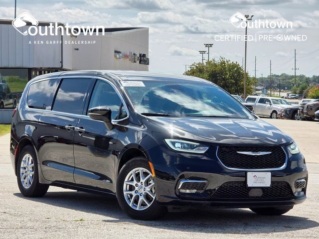 2023 Chrysler Pacifica