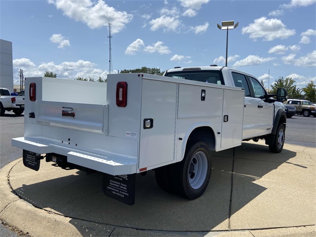 2024 Ford F-550 photo 3
