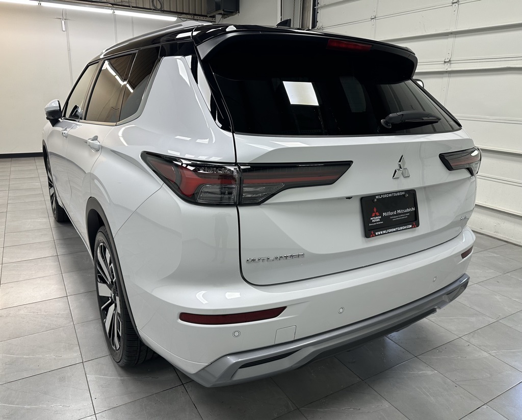 2025 Mitsubishi Outlander SEL S-AWC photo 3