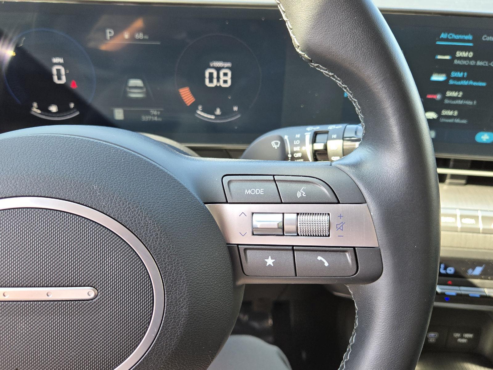 2024 Hyundai Kona SEL photo 25