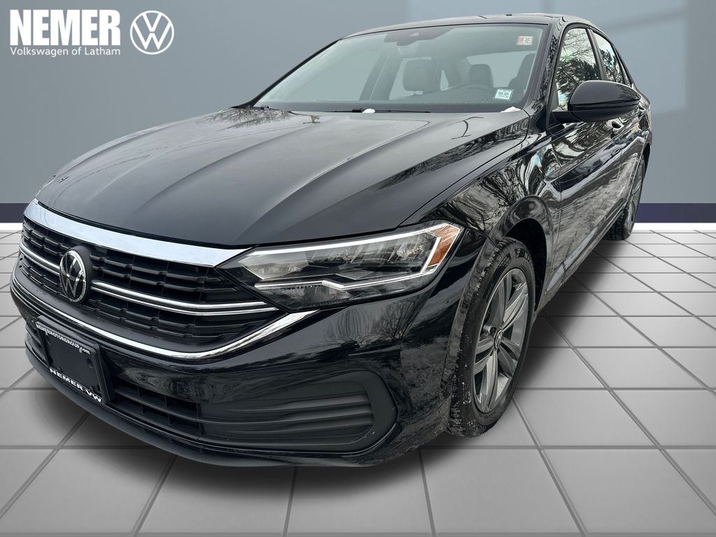 2024 Volkswagen Jetta SE's photo