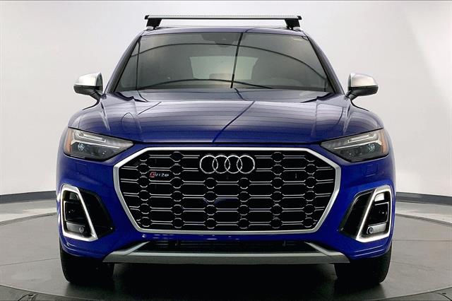 2023 Audi SQ5 Prestige photo 2