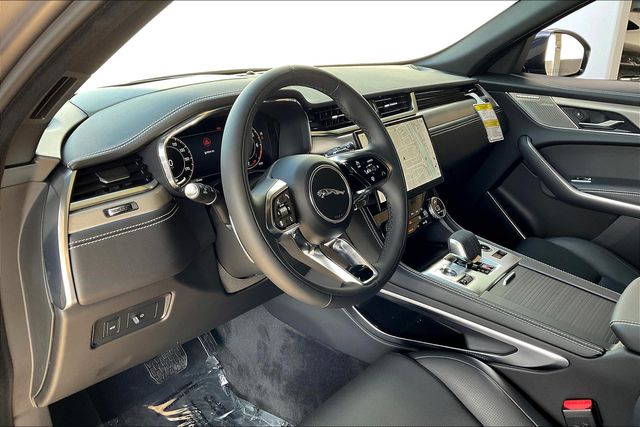 2026 Jaguar F-PACE P250 R-Dynamic S photo 7
