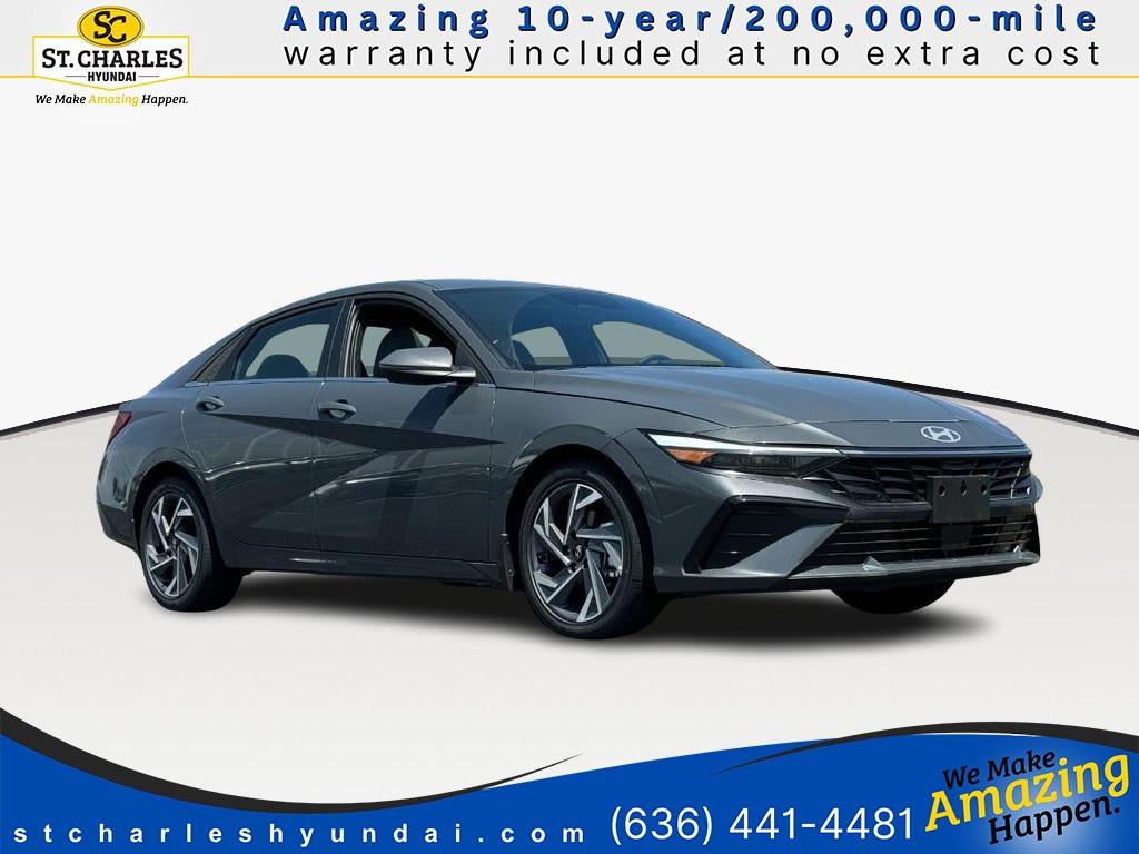 2025 Hyundai Elantra Limited's photo