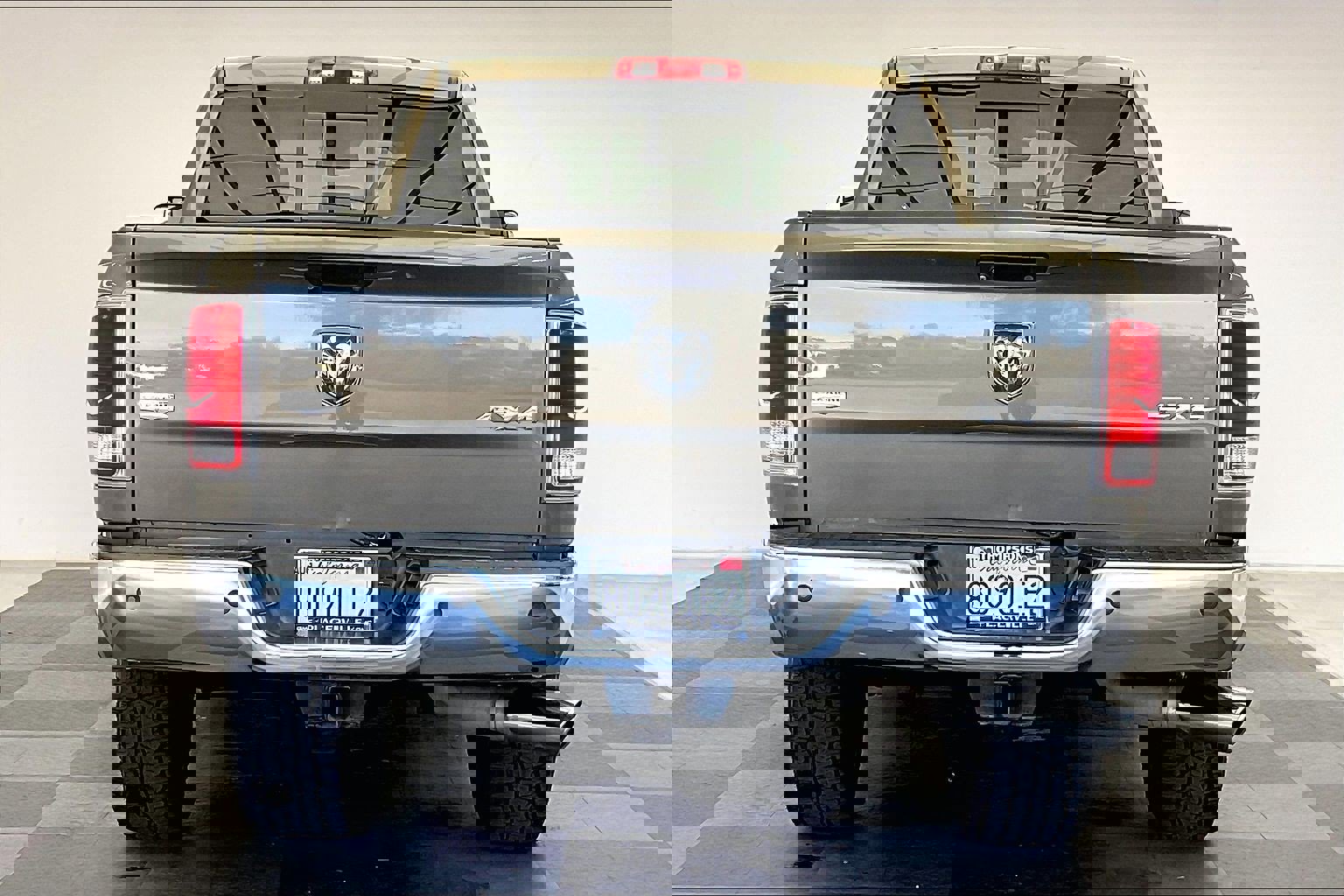 2014 Ram 2500 Laramie photo 3