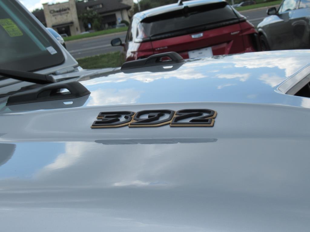 2023 Jeep Wrangler Rubicon 392 photo 10