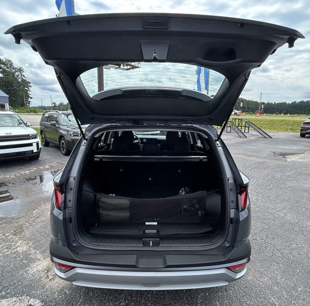 2026 Hyundai Tucson SE photo 3