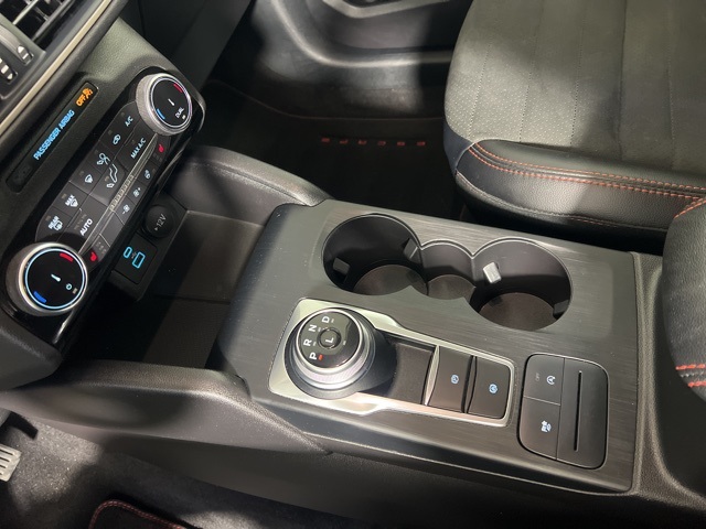 2022 Ford Escape SEL photo 15
