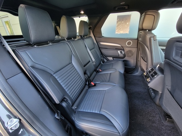 2024 Land Rover Discovery SE photo 20