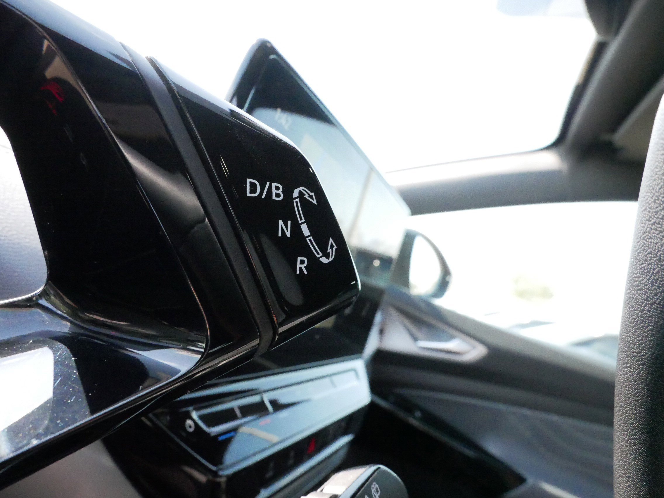 2023 Volkswagen ID.4 Pro S photo 22