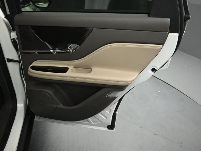 2023 LINCOLN CORSAIR - Image 28