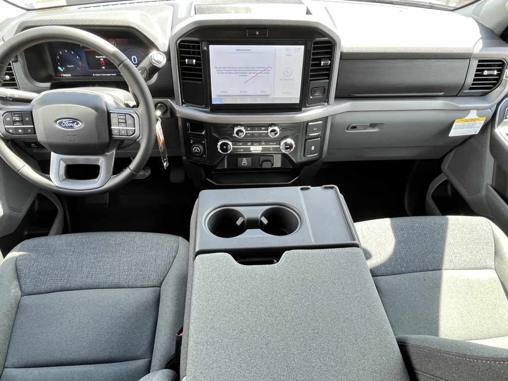 2025 Ford F-150 XLT photo 10