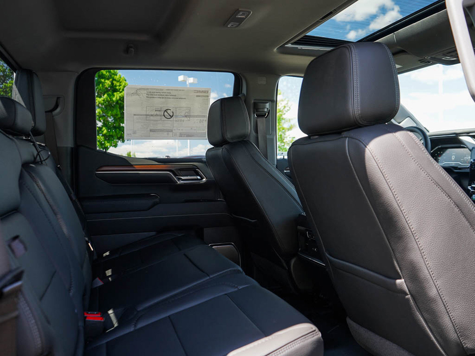 2025 Gmc Sierra 1500 Denali photo 7