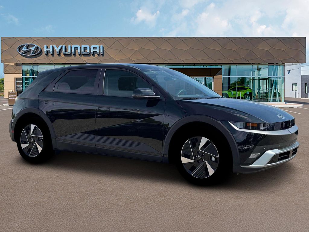 2025 Hyundai Ioniq 5 SE Standard Range photo 11