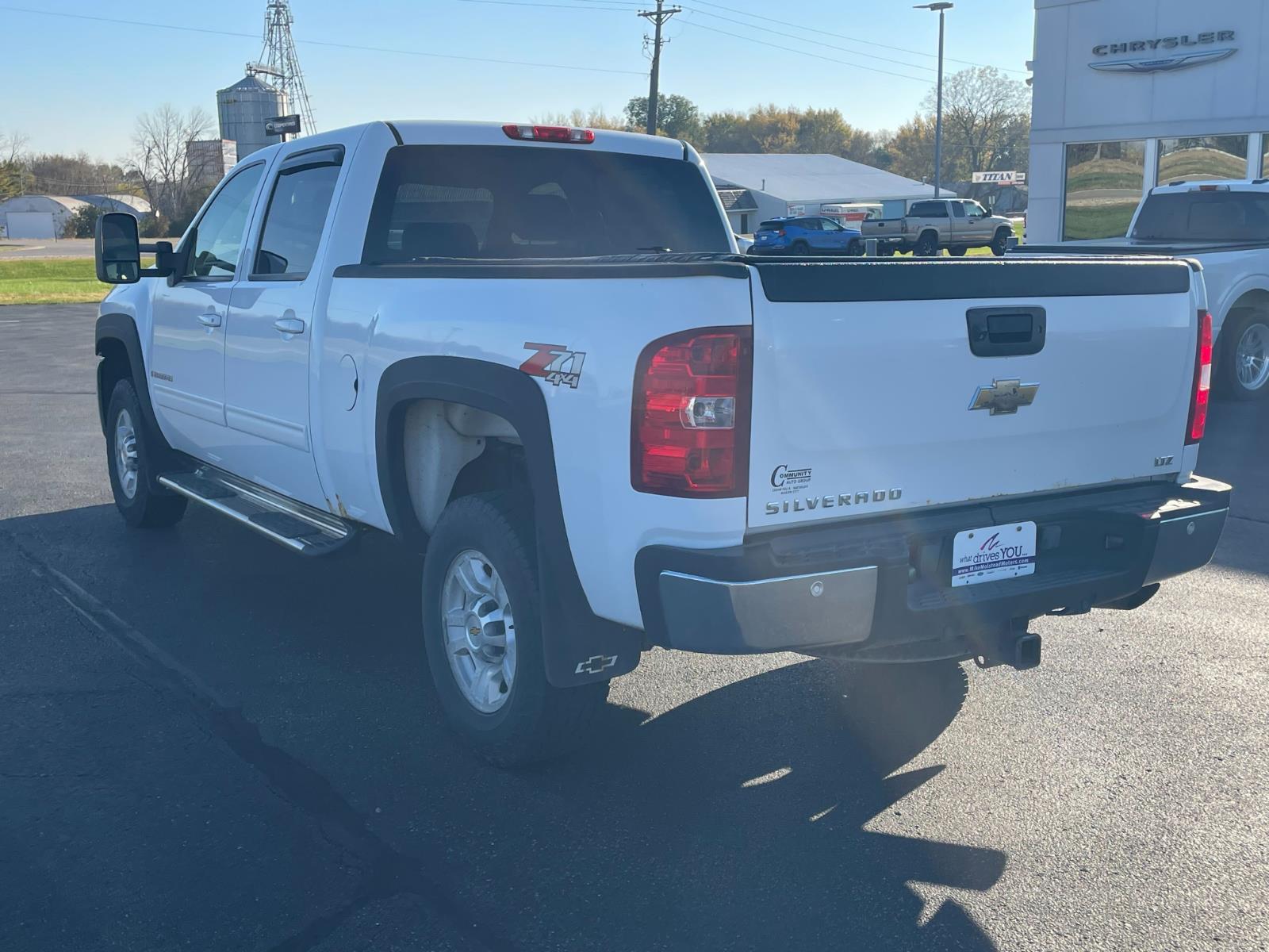 Used 2009 Chevrolet Silverado 2500HD LTZ with VIN 1GCHK63K29F190875 for sale in Charles City, IA