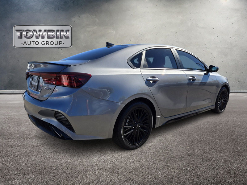 2023 Kia Forte GT-Line photo 4
