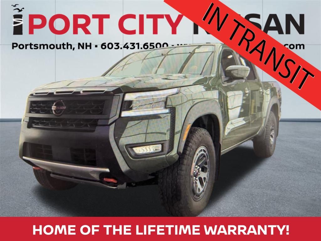 2025 Nissan Frontier PRO-4X's photo