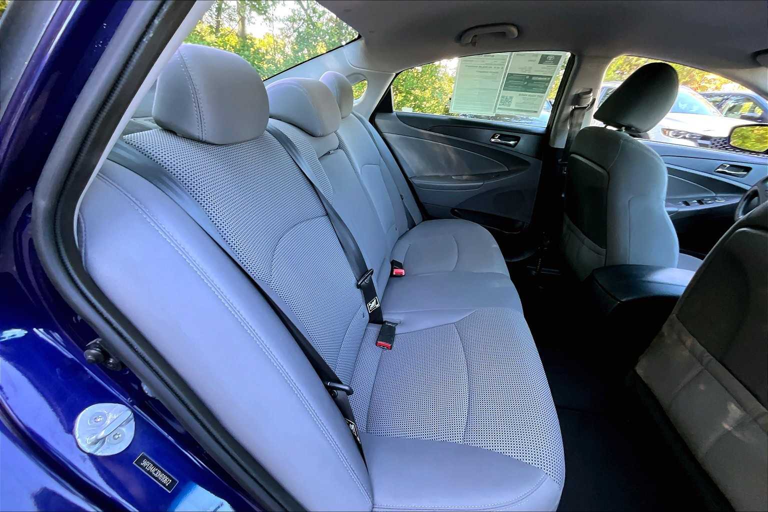 2013 Hyundai Sonata GLS photo 16