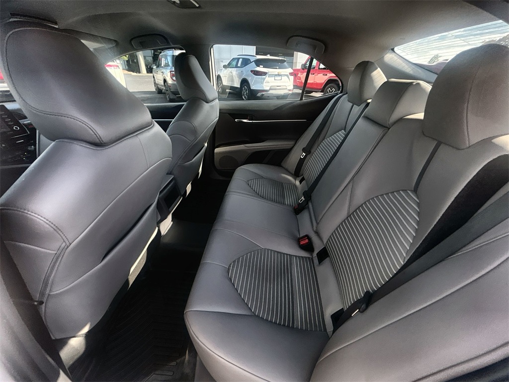 2023 Toyota Camry SE photo 12