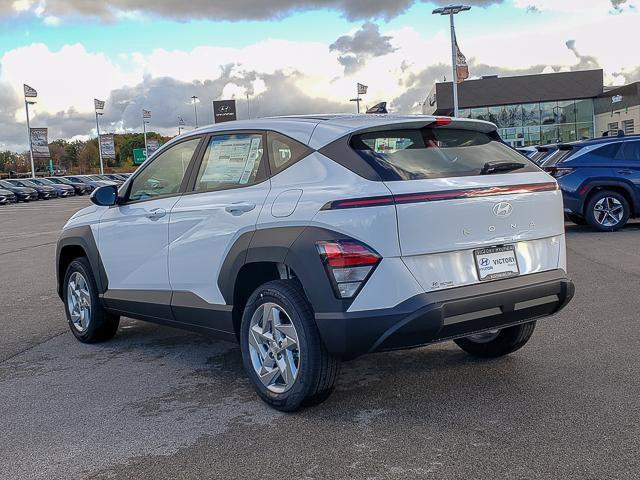 2026 Hyundai Kona SE photo 4