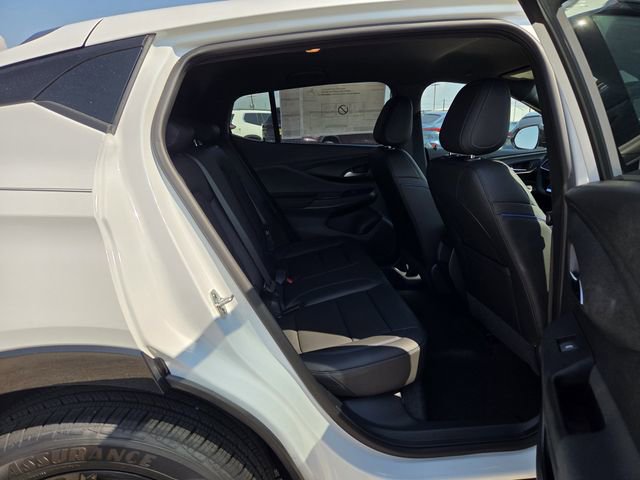 2025 Buick Envista ST photo 33