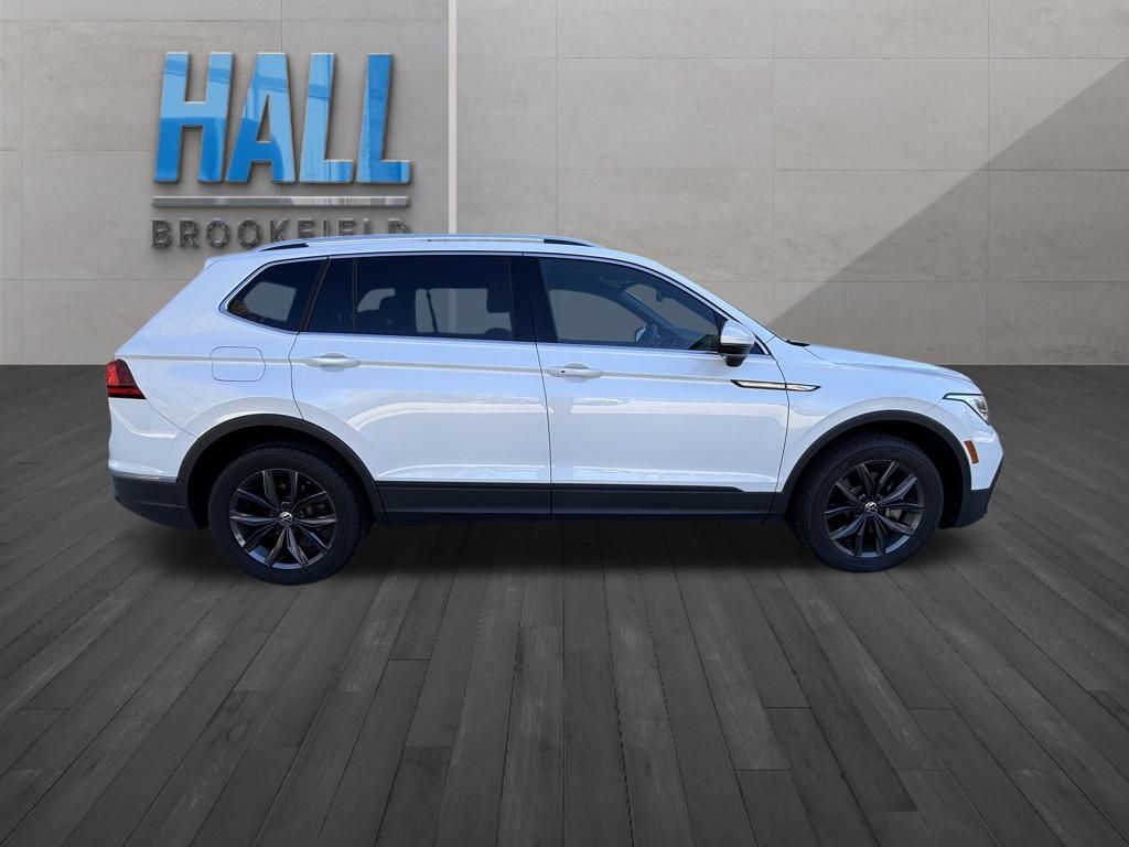 2023 Volkswagen Tiguan SE photo 4