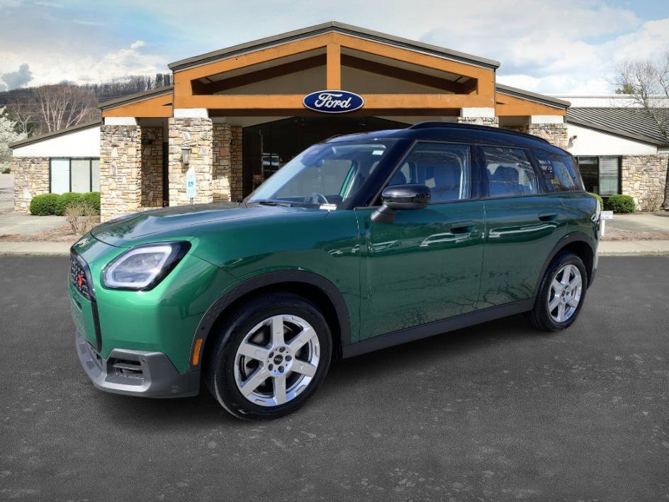 2025 MINI Countryman S's photo