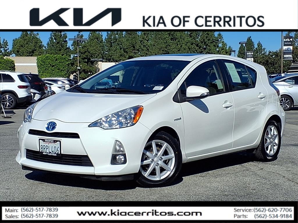 2014 Toyota Prius c Four