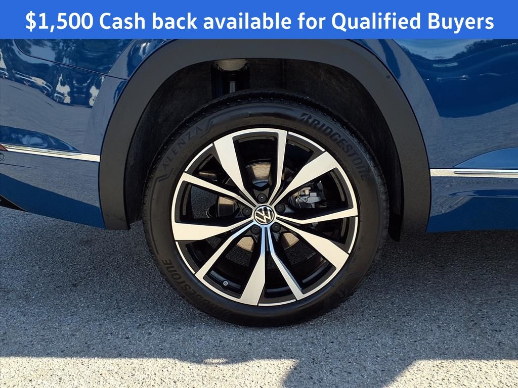 2026 Volkswagen Atlas SEL Premium R-Line photo 4