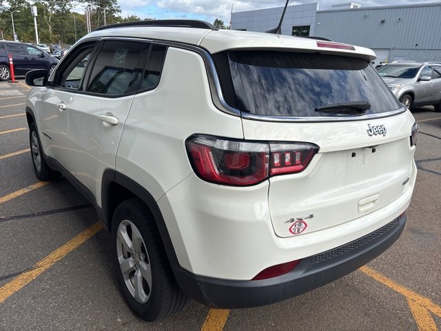 2019 Jeep Compass Latitude photo 3